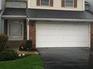 70 Hillcrest Hts, Buffalo, NY
