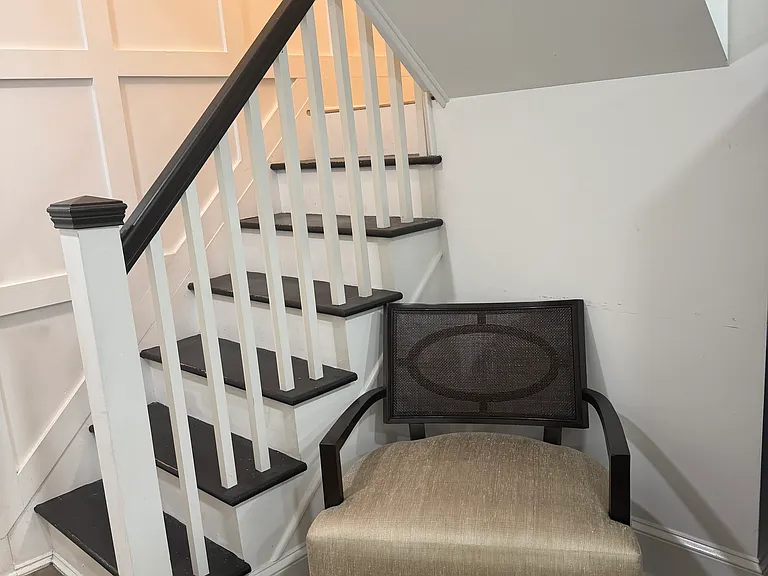 47 Lawrence Ave #B — Photo 6