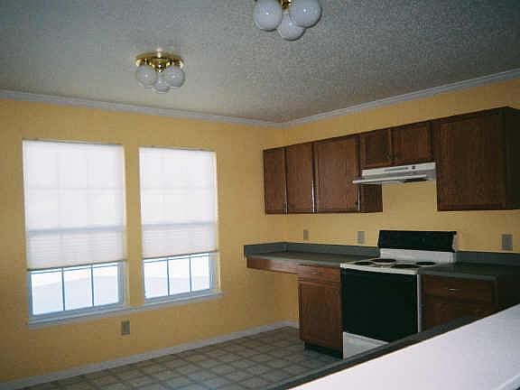 4th image of 1809 N Quiet Haven Cir