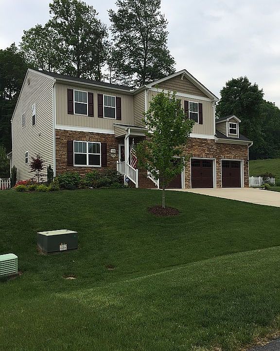 1st image of 5686 Falkirk Dr