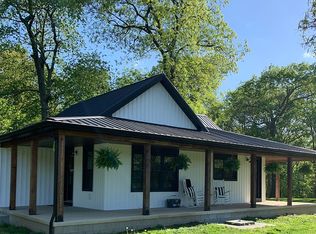 5480 Honeysuckle Rd, Coulterville, IL 62237