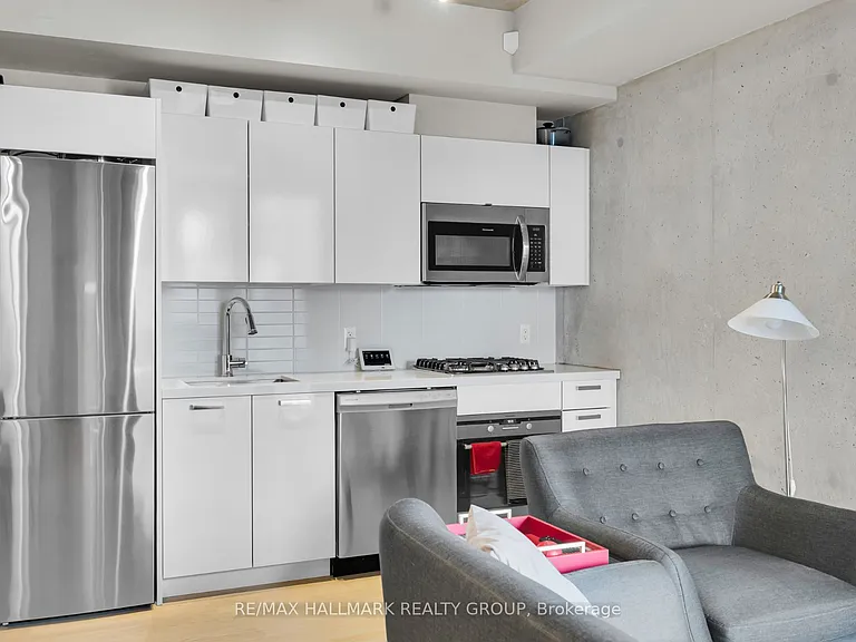 203 Catherine St #601 — Photo 11