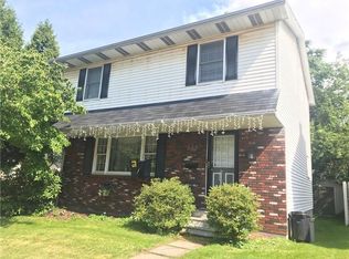 565 Jefferson St, Rochester, PA 15074