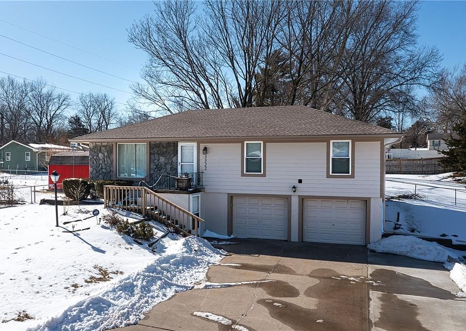 1st image of 3522 N 64th Ter