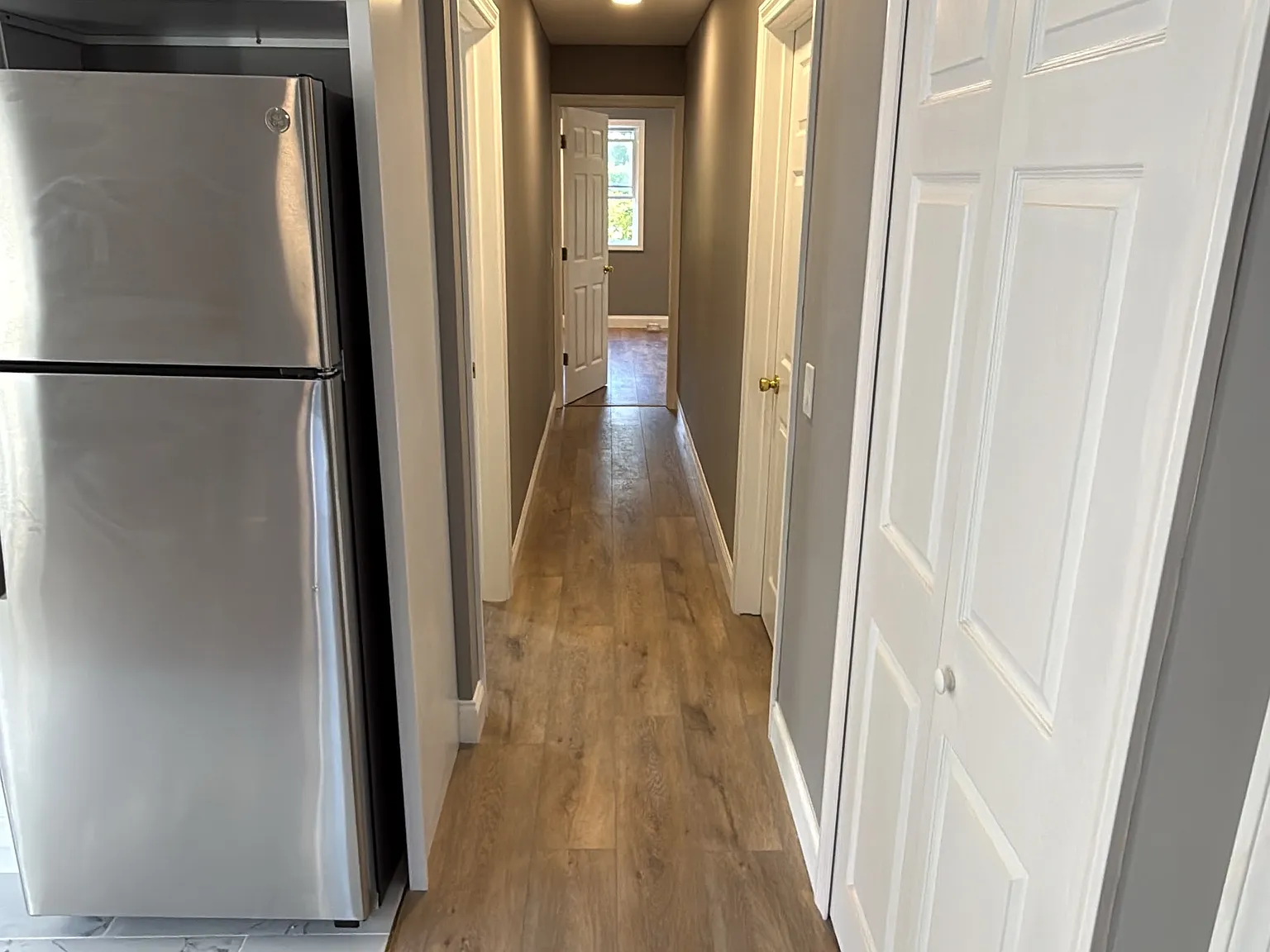 3 bed, 1860 sqft, $2,900 — Photo 3