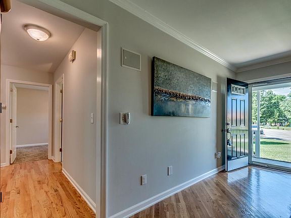 5th image of 604 Limestone Ct