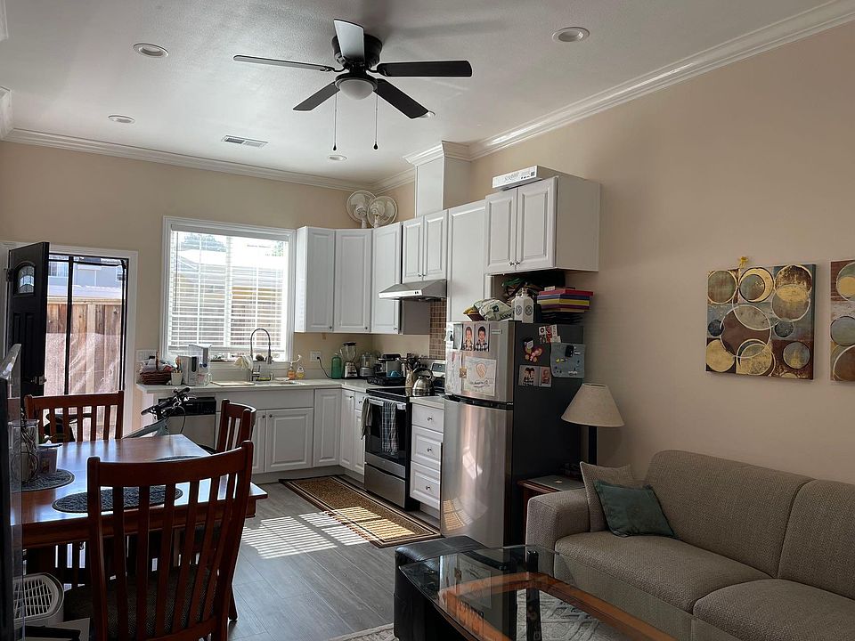 1st image of 841B Ames Ave