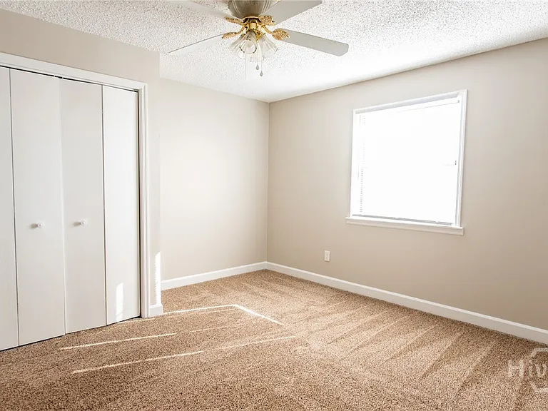 290 Appleby Dr #252 — Photo 23