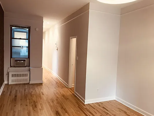 Rented by Metropolis Real Estate of Manhattan | media 56