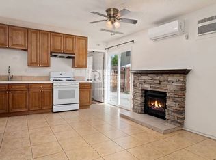 3009 Canyon Crest Dr APT B, Riverside, CA 92507