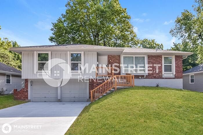 1st image of 10411 Wallace Ave