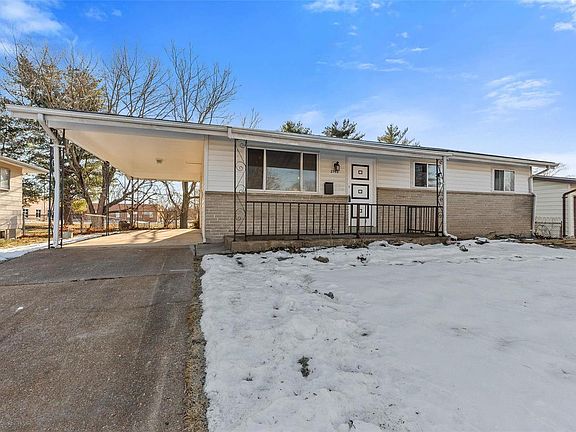 3rd image of 2740 Morris Dr