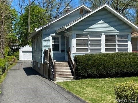2nd image of 45 Hunt Ave