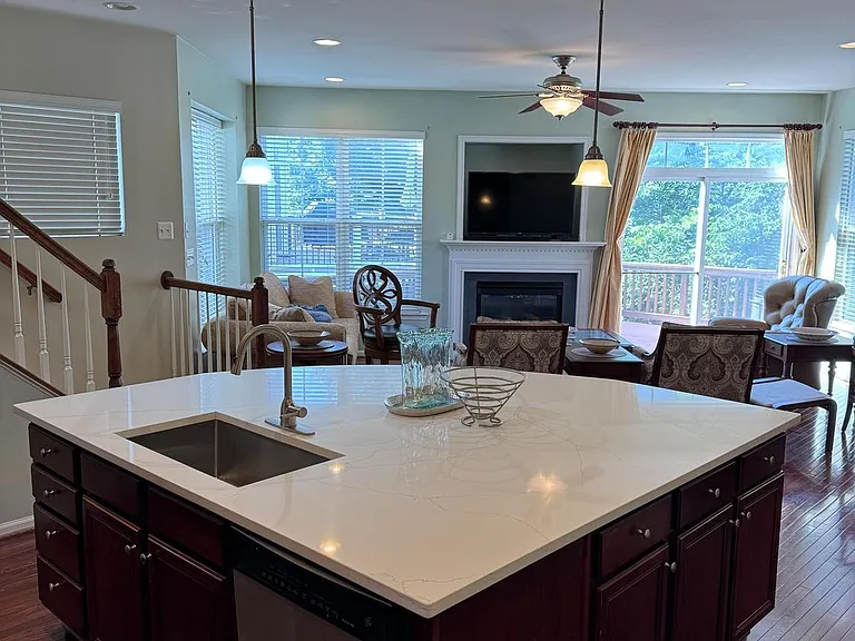 42476 Regal Wood Dr — Photo 17