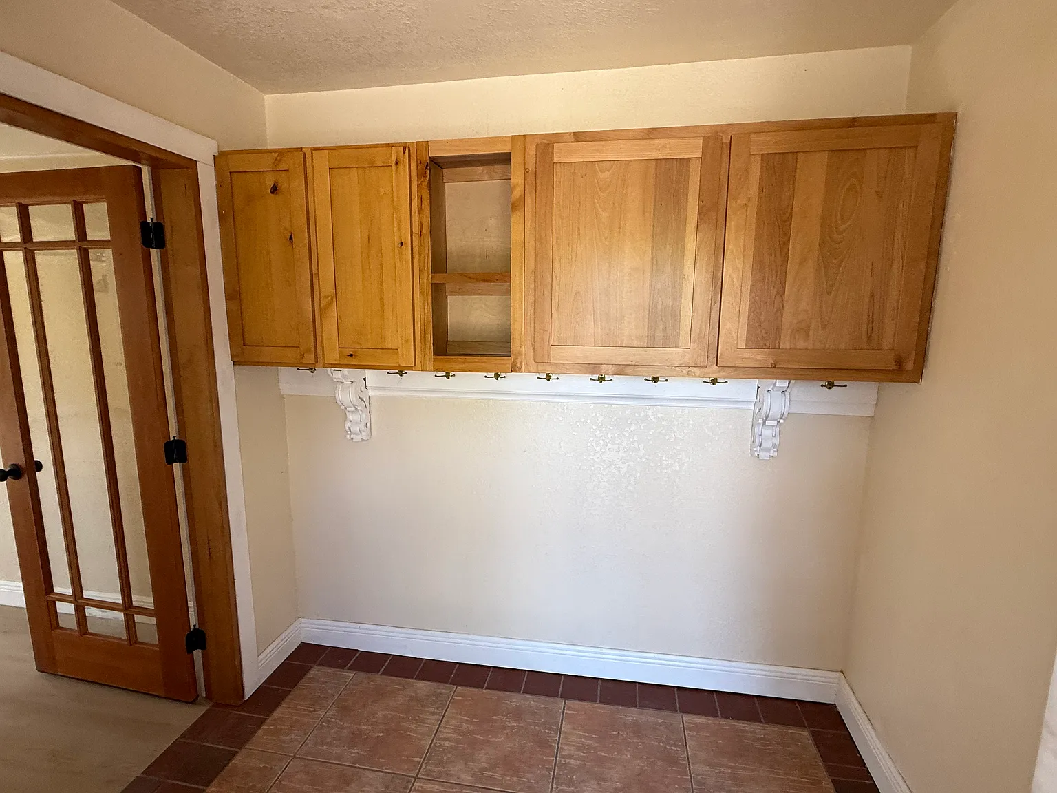 2 bed, 832 sqft, $2,100 — Photo 4