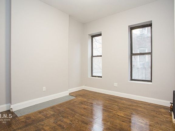 5th image of 454 W 22nd St #Ac3