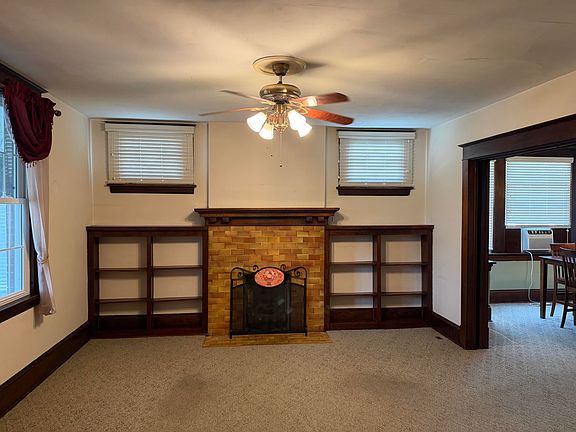 5th image of 2486 Collis Ave