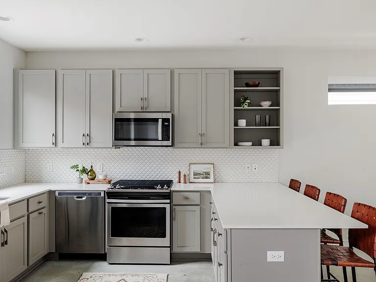 801 N Bluff Dr #28 — Photo 12