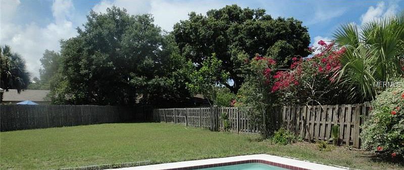 1st image of 405 Meadowlark Ln