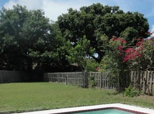 405 Meadowlark Ln, Palm Harbor, FL 34683