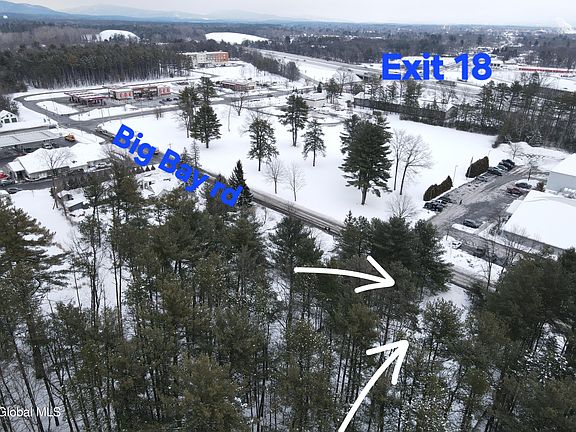 3rd image of 465 Big Bay Road