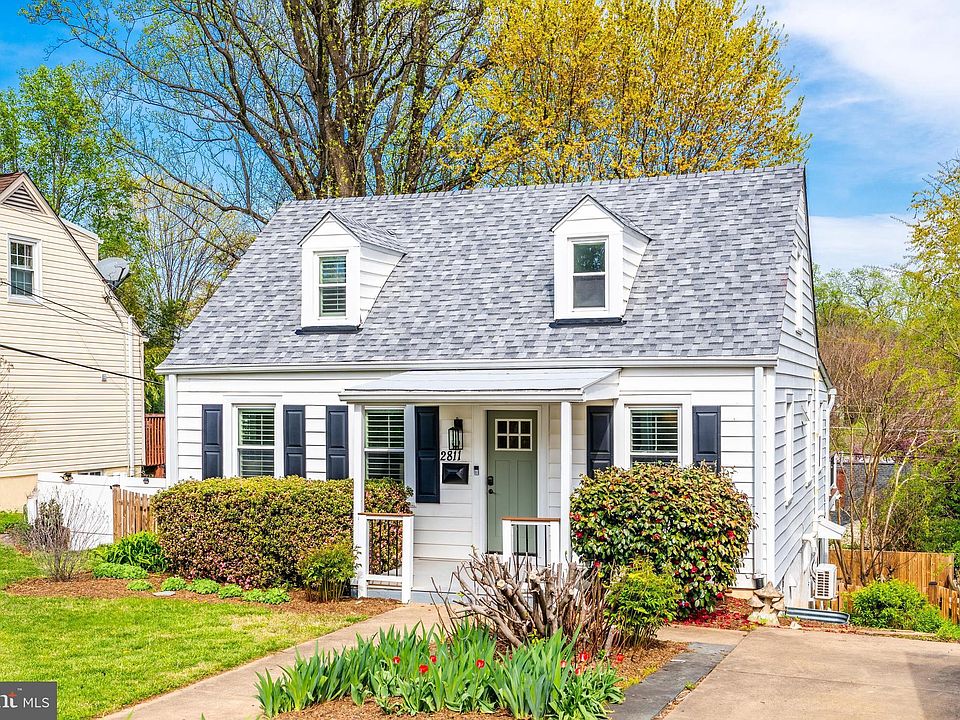 1st image of 2811 Winchester Way