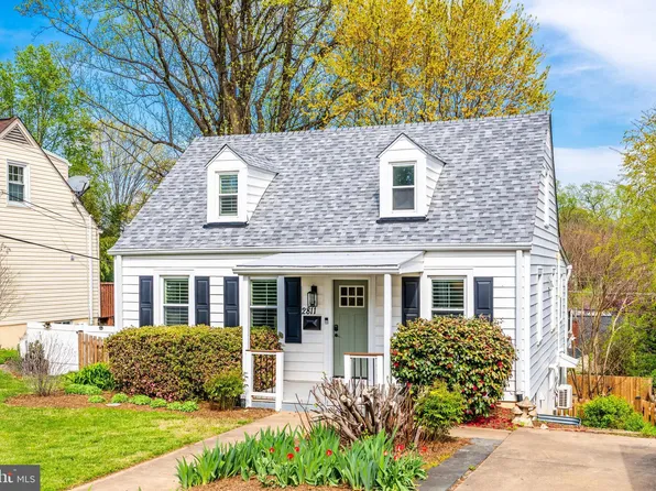 2811 Winchester Way, Falls Church, VA 22042