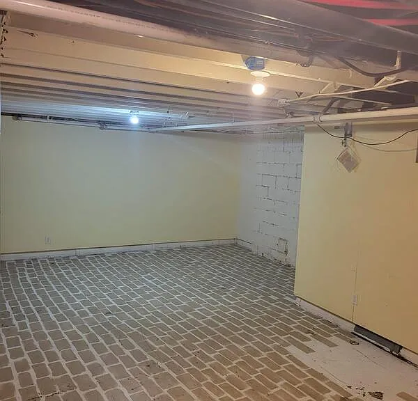 401 Central Ave — Photo 35