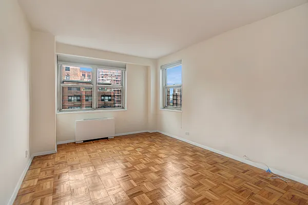 Rented by Compass | media 9