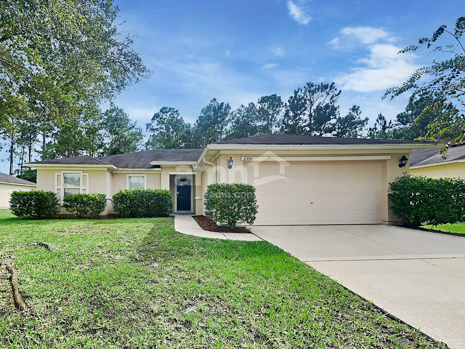 3 bed, 2.0 bath, 1726 sqft, $2,280 — Photo 1