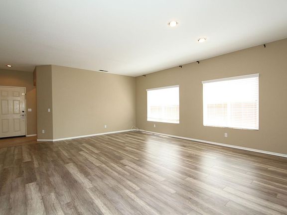 3rd image of 2145 Island Shore Way