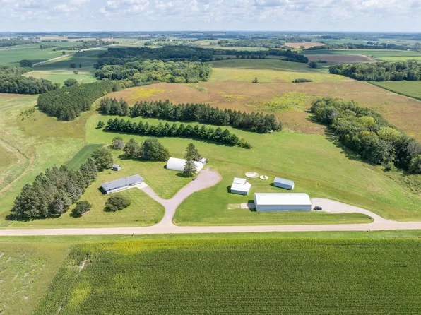 39321 141st Ave, Montgomery, MN 56069