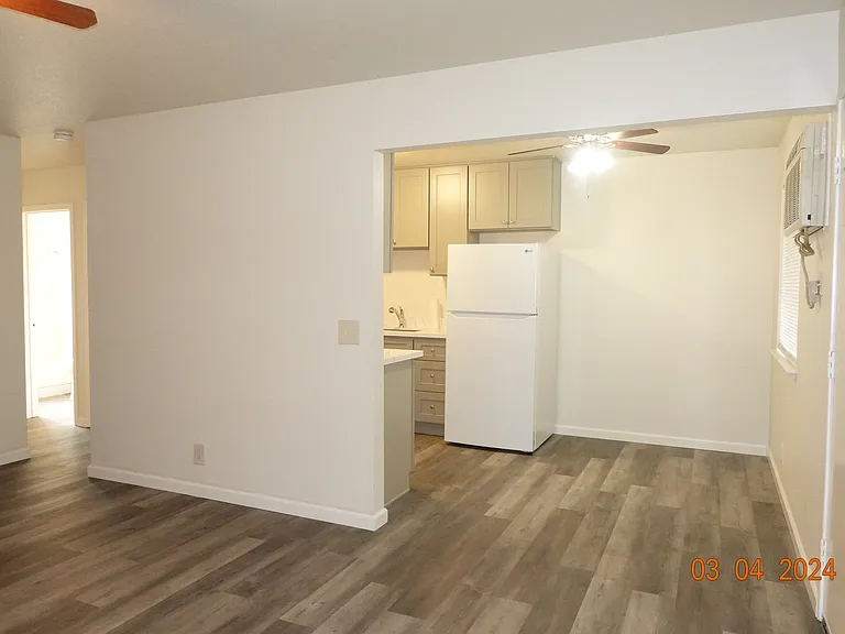 113 Cedar St #2 — Photo 6