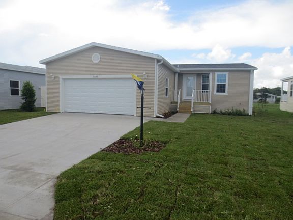 2nd image of 1085 W Lakeview Dr