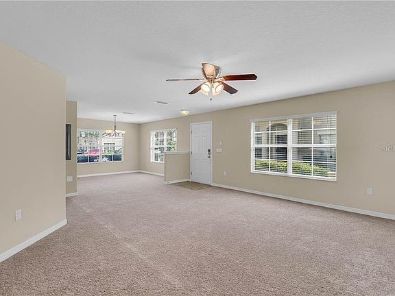 3rd image of 236 Carina Cir