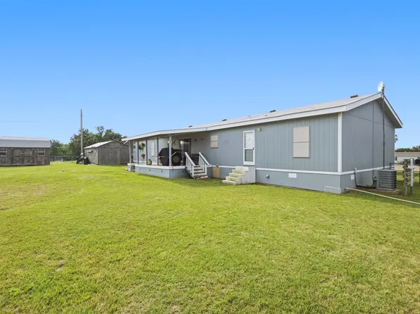 1650 Stony Valley Dr, Ponder, TX 76259
