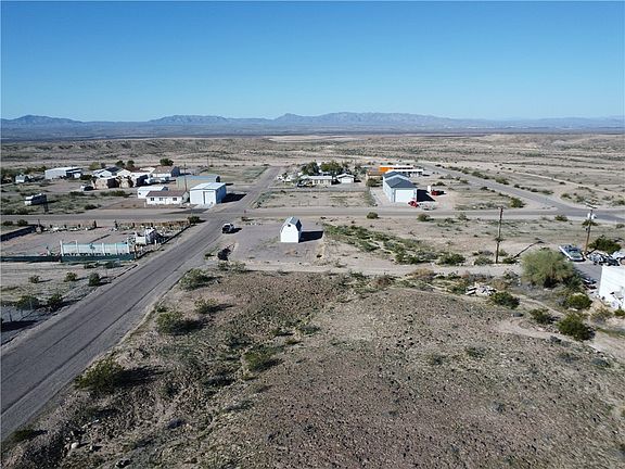 3rd image of 5095 Miami Drive