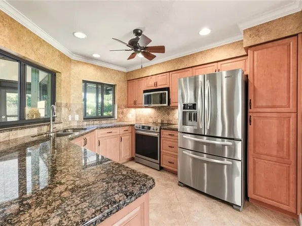 738 Reef Point CIR, NAPLES, FL 34108