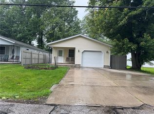 889 Bellvue Dr, Painesville, OH 44077