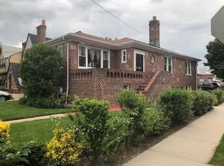 13719 175th St, Jamaica, NY 11434