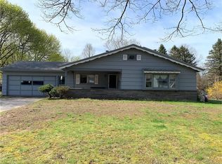 15 Kingswood Dr, Rochester, NY 14624