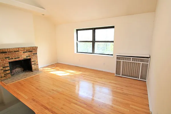 Rented by JK Dansar Corp | media 26