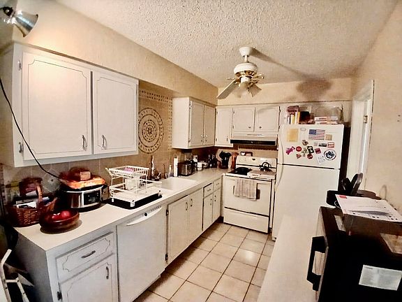 4th image of 9500 NW 70th Street