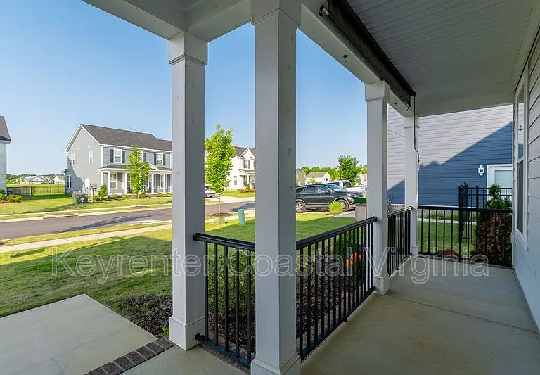 1038 Egret Ln — Photo 2