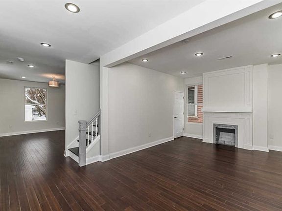 4th image of 1825 Fairfax Ave
