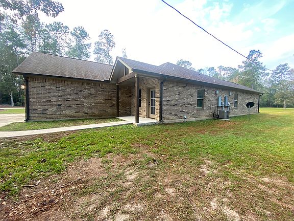 3rd image of 550 Jordan Dr Unit A