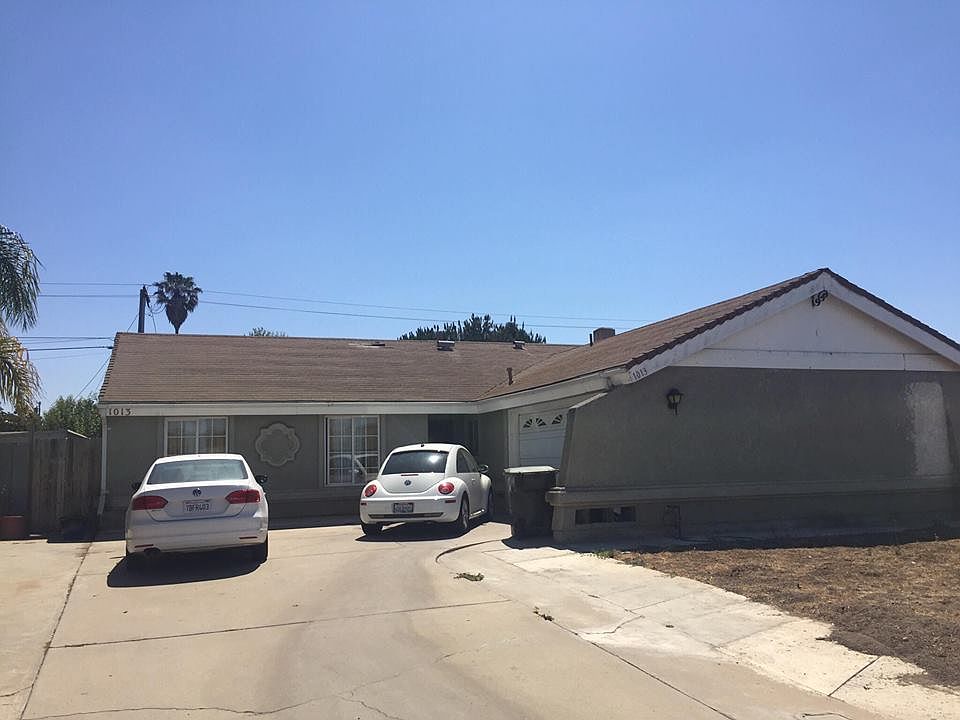 1st image of 1013 Rosewood Dr