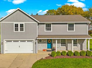 12312 W Donges Bay Rd, Mequon, WI 53097