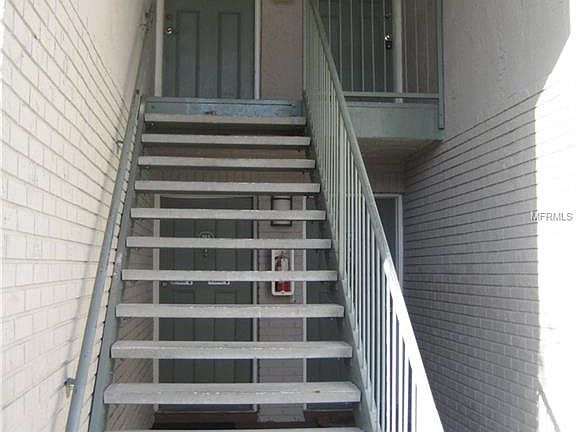 2nd image of 7210 N Manhattan Ave APT 923