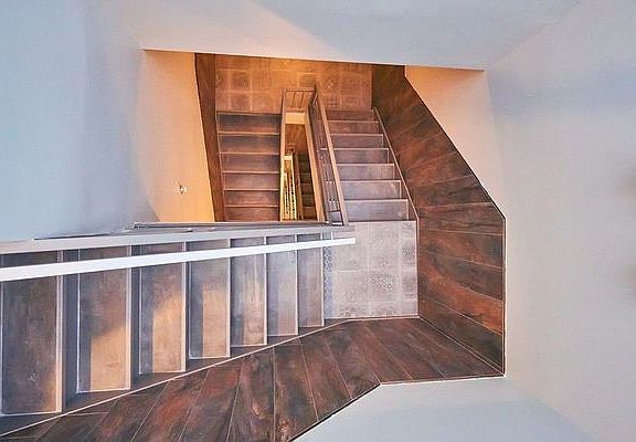 5th image of 1637 Saint Johns Pl #1G